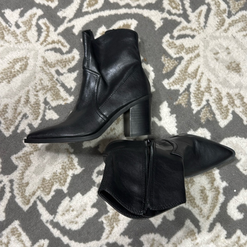 NWT B.P. Booties